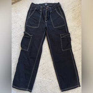 High-Waisted Contrast Stitch Skate Jean - US 29